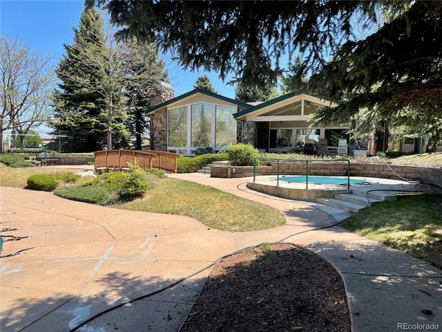 8304 Pebble Creek Way 203, Highlands Ranch, CO 80126