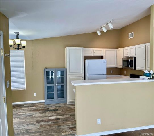 8304 Pebble Creek Way 203, Highlands Ranch, CO 80126