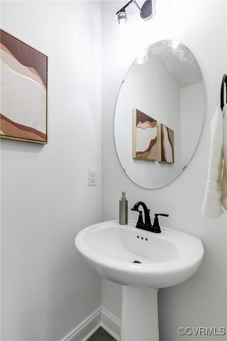 18 W 29th St, Richmond, VA 23223