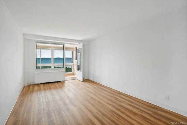 4705 Henry Hudson Parkway 15C, Bronx, NY 10471