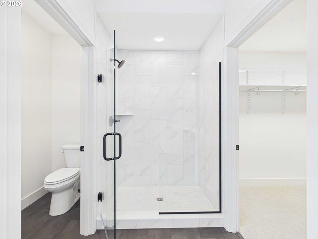 521 W 20TH Way, La Center, WA 98629