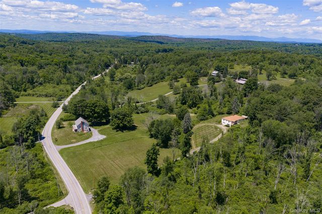 229 N Clove Road, Verbank, NY 12585