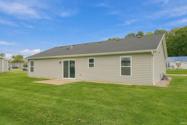 215 Station House Pass, Garrett, IN 46738