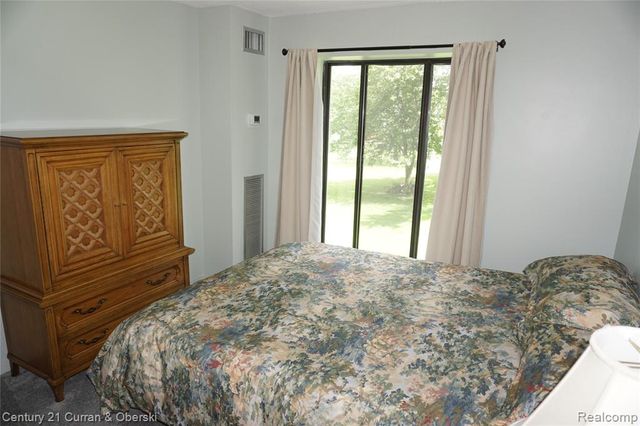 21800 Morley Avenue 105, Dearborn, MI 48124