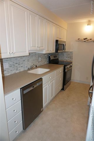 21800 Morley Avenue 105, Dearborn, MI 48124