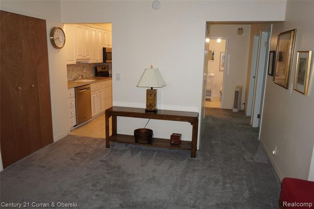 21800 Morley Avenue 105, Dearborn, MI 48124
