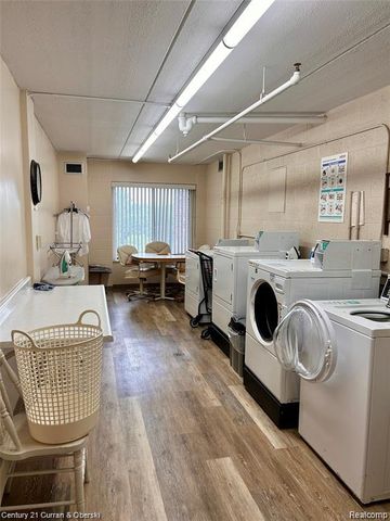 21800 Morley Avenue 105, Dearborn, MI 48124