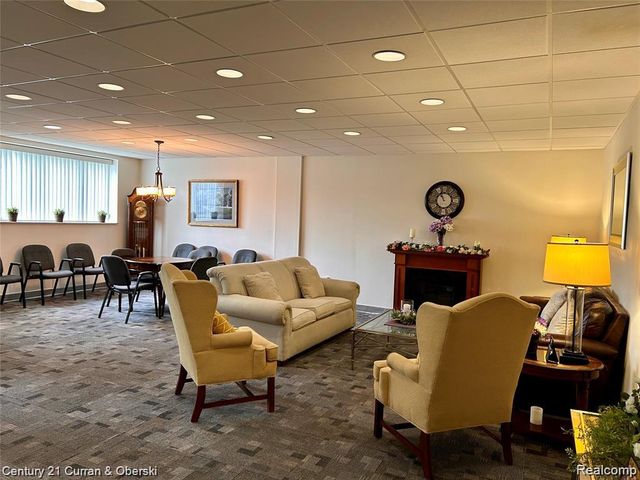 21800 Morley Avenue 105, Dearborn, MI 48124