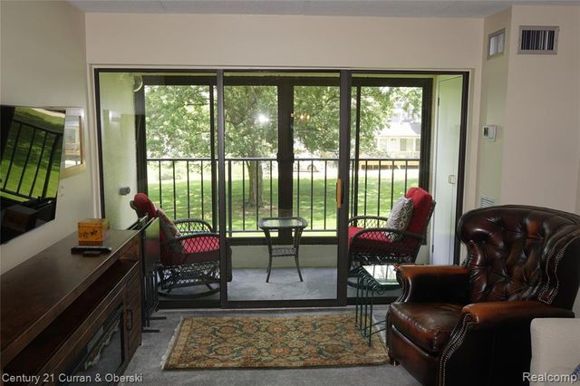 21800 Morley Avenue 105, Dearborn, MI 48124