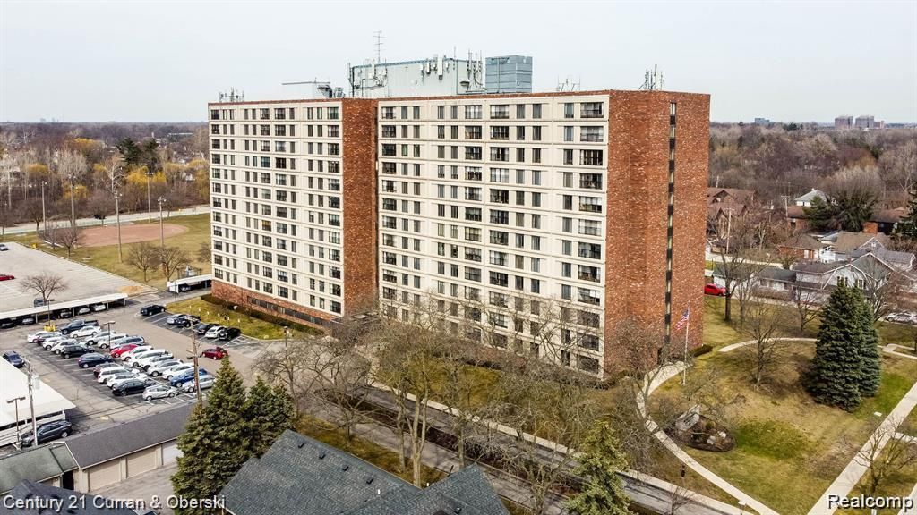 21800 Morley Avenue 105, Dearborn, MI 48124