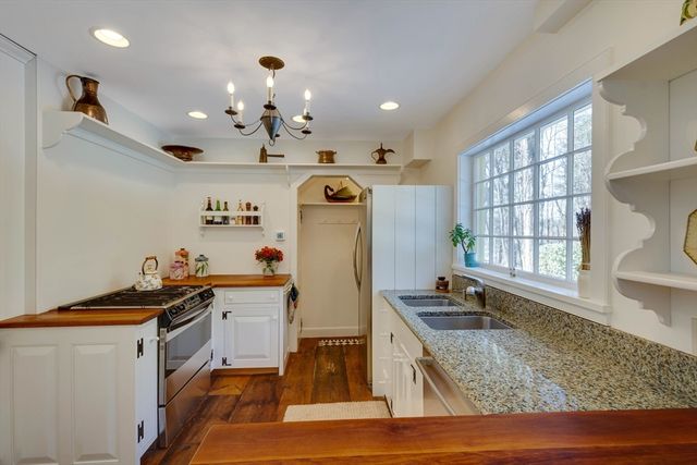 32 Pope Road, Acton, MA 01720