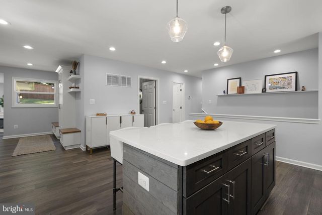 303 BELTON RD, Silver Spring, MD 20901