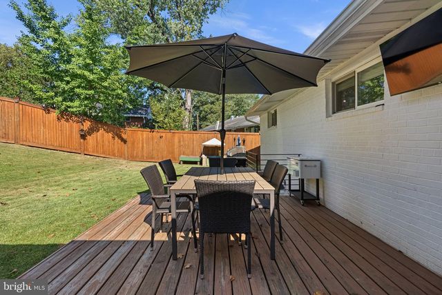 303 BELTON RD, Silver Spring, MD 20901