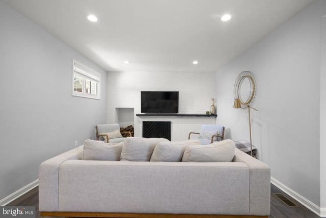 303 BELTON RD, Silver Spring, MD 20901