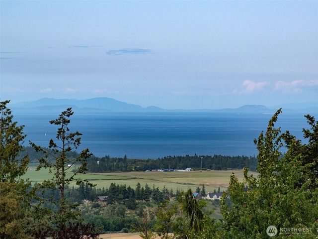 412 Doe Run Road, Sequim, WA 98382
