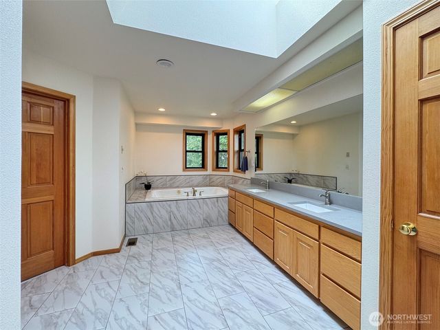 412 Doe Run Road, Sequim, WA 98382