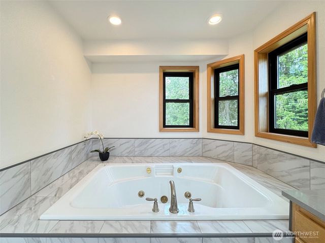 412 Doe Run Road, Sequim, WA 98382