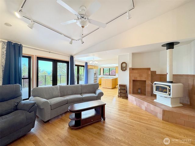 412 Doe Run Road, Sequim, WA 98382