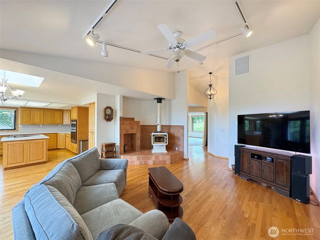 412 Doe Run Road, Sequim, WA 98382