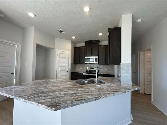 134 Lacebark Loop, Huntsville, TX 77320
