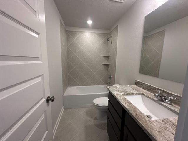 134 Lacebark Loop, Huntsville, TX 77320