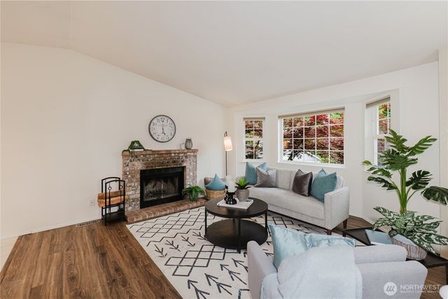 8616 Foster Grove Court NE, Bremerton, WA 98311