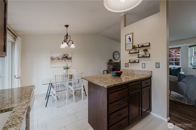 8616 Foster Grove Court NE, Bremerton, WA 98311