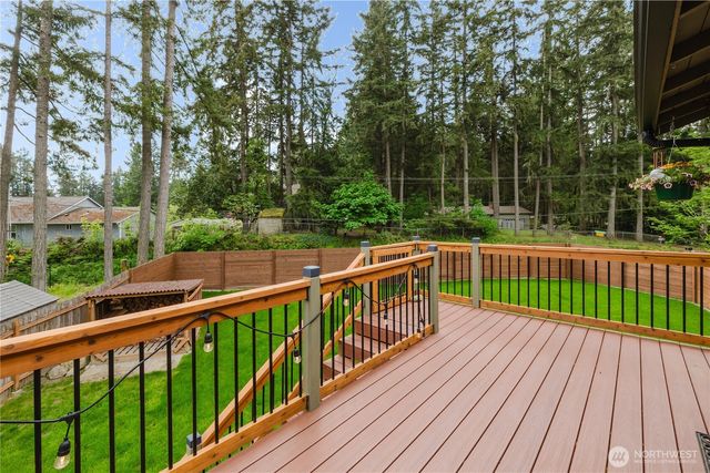 8616 Foster Grove Court NE, Bremerton, WA 98311