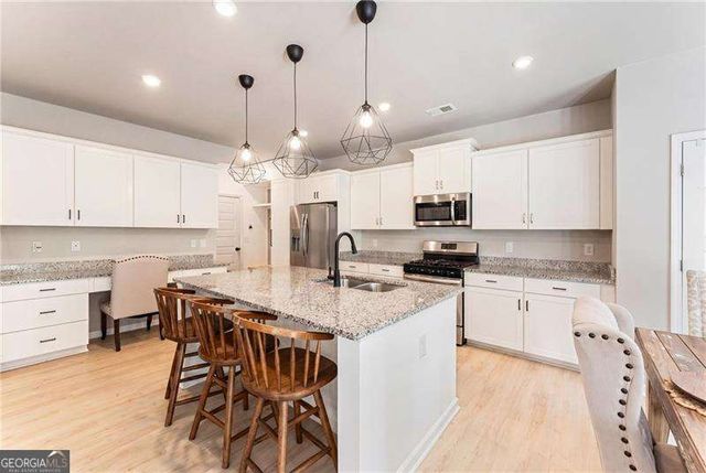 124 Cummings Court, Ball Ground, GA 30107