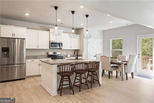 124 Cummings Court, Ball Ground, GA 30107