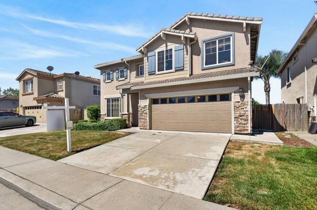 10250 Canadeo Cir, Elk Grove, CA 95757