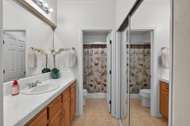 10250 Canadeo Cir, Elk Grove, CA 95757