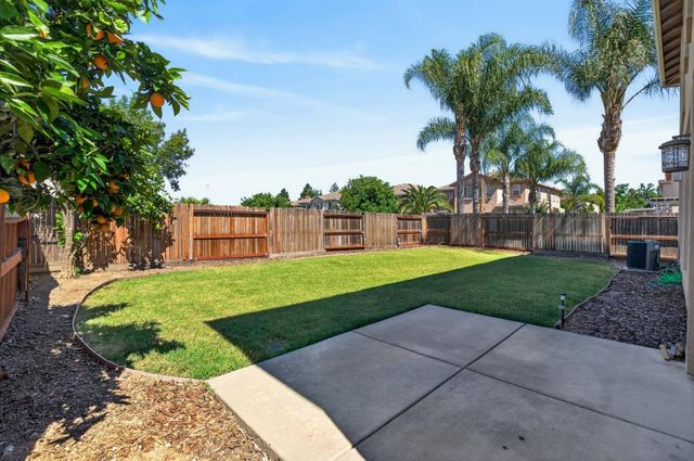 10250 Canadeo Cir, Elk Grove, CA 95757