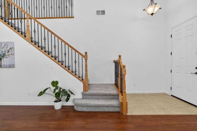 10250 Canadeo Cir, Elk Grove, CA 95757