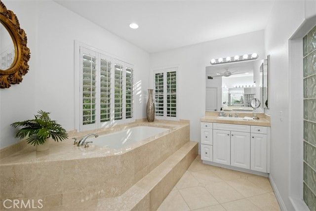 24 Peony, Laguna Hills, CA 92679