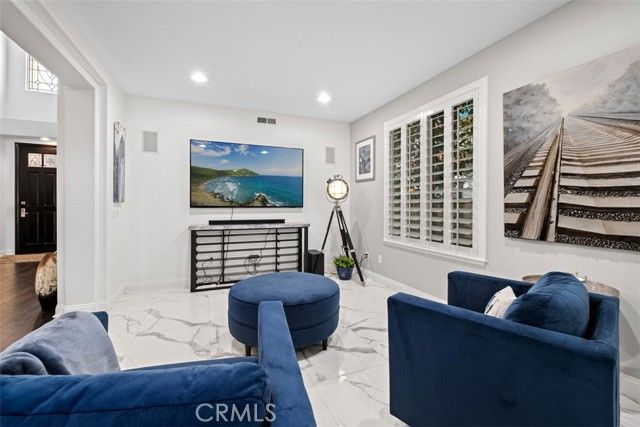 24 Peony, Laguna Hills, CA 92679