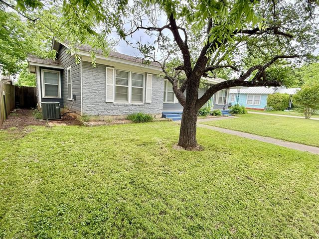 407 W Westhill Drive, Cleburne, TX 76033