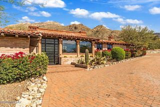 6701 N Saint Andrews Drive, Tucson, AZ 85718