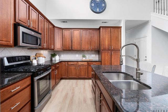 6715 Windrift WAY 29, Austin, TX 78745