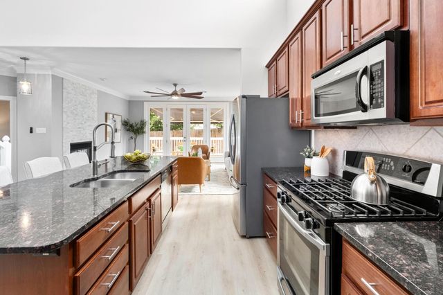 6715 Windrift WAY 29, Austin, TX 78745
