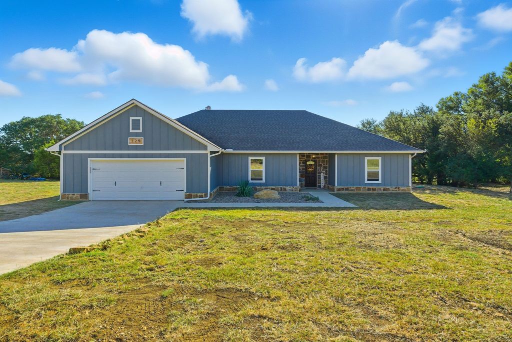 125 Ruidoso Way, Mineral Wells, TX 76067