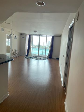 2640 Lake Shore Drive 815, Riviera Beach, FL 33404