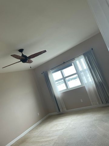 2640 Lake Shore Drive 815, Riviera Beach, FL 33404