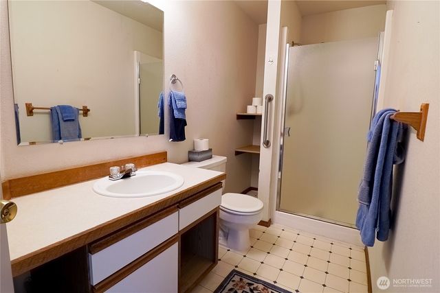 1088 Colchester Drive, Port Orchard, WA 98366