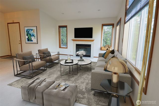 1088 Colchester Drive, Port Orchard, WA 98366
