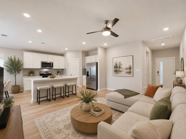 1024 Tipton ST, Georgetown, TX 78633