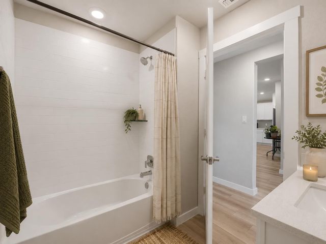 1024 Tipton ST, Georgetown, TX 78633