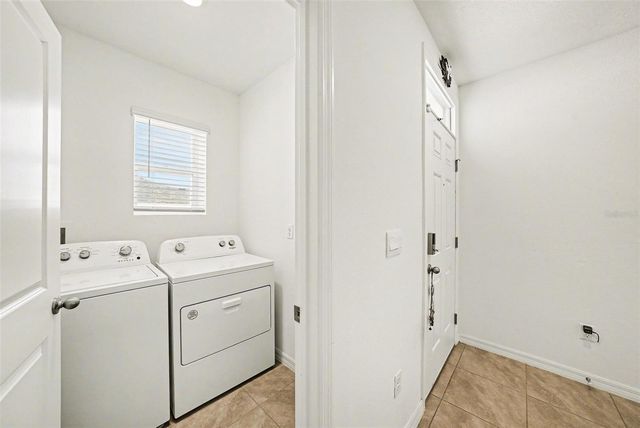 6298 WANDERING WILLOW DRIVE, Wesley Chapel, FL 33545