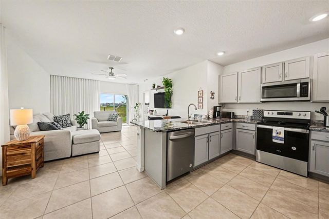 6298 WANDERING WILLOW DRIVE, Wesley Chapel, FL 33545