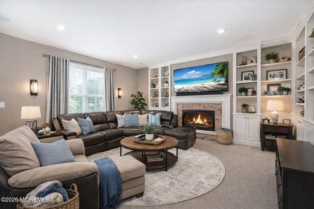 15 Cornwallis Court, Manalapan, NJ 07726